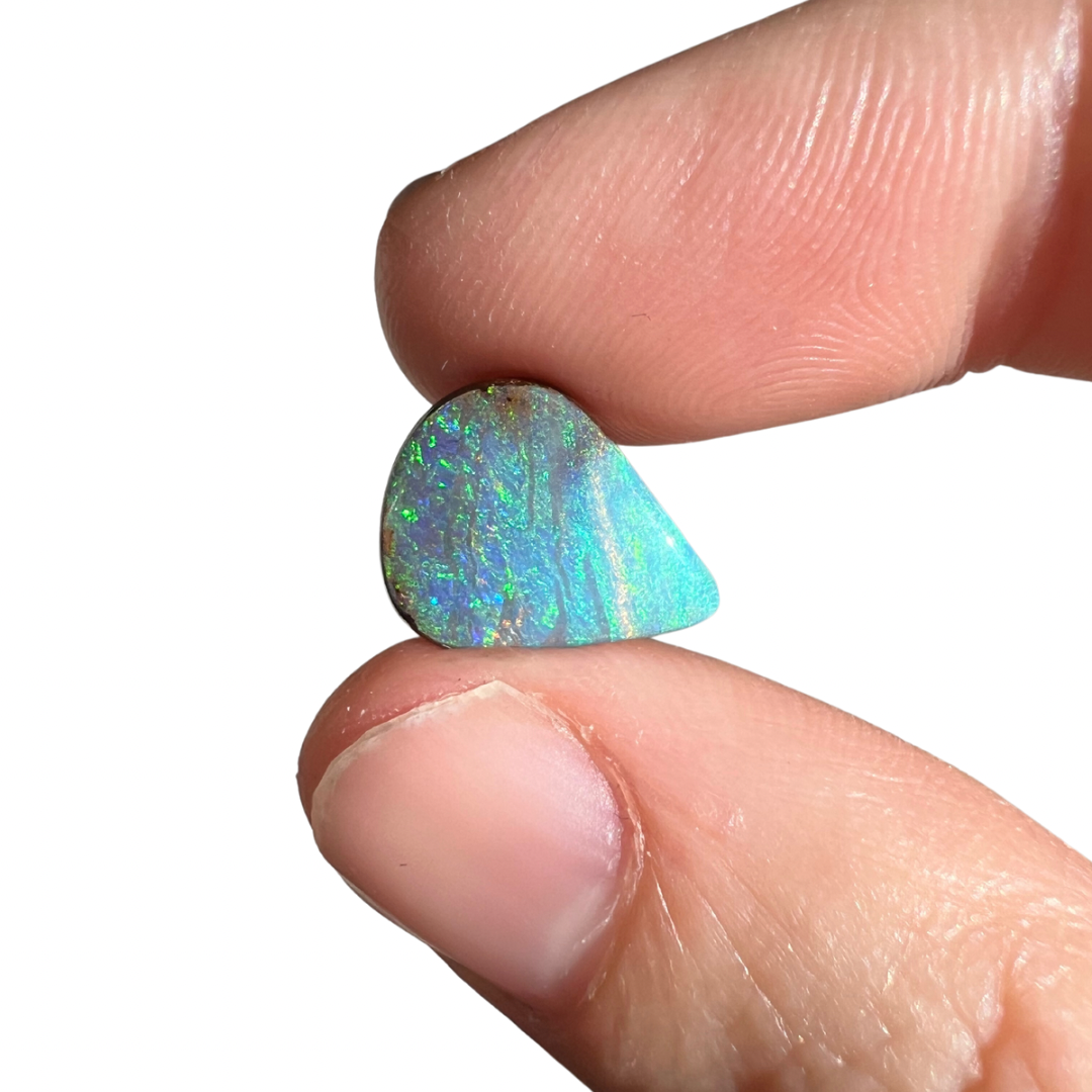 3.63 Ct teardrop boulder opal