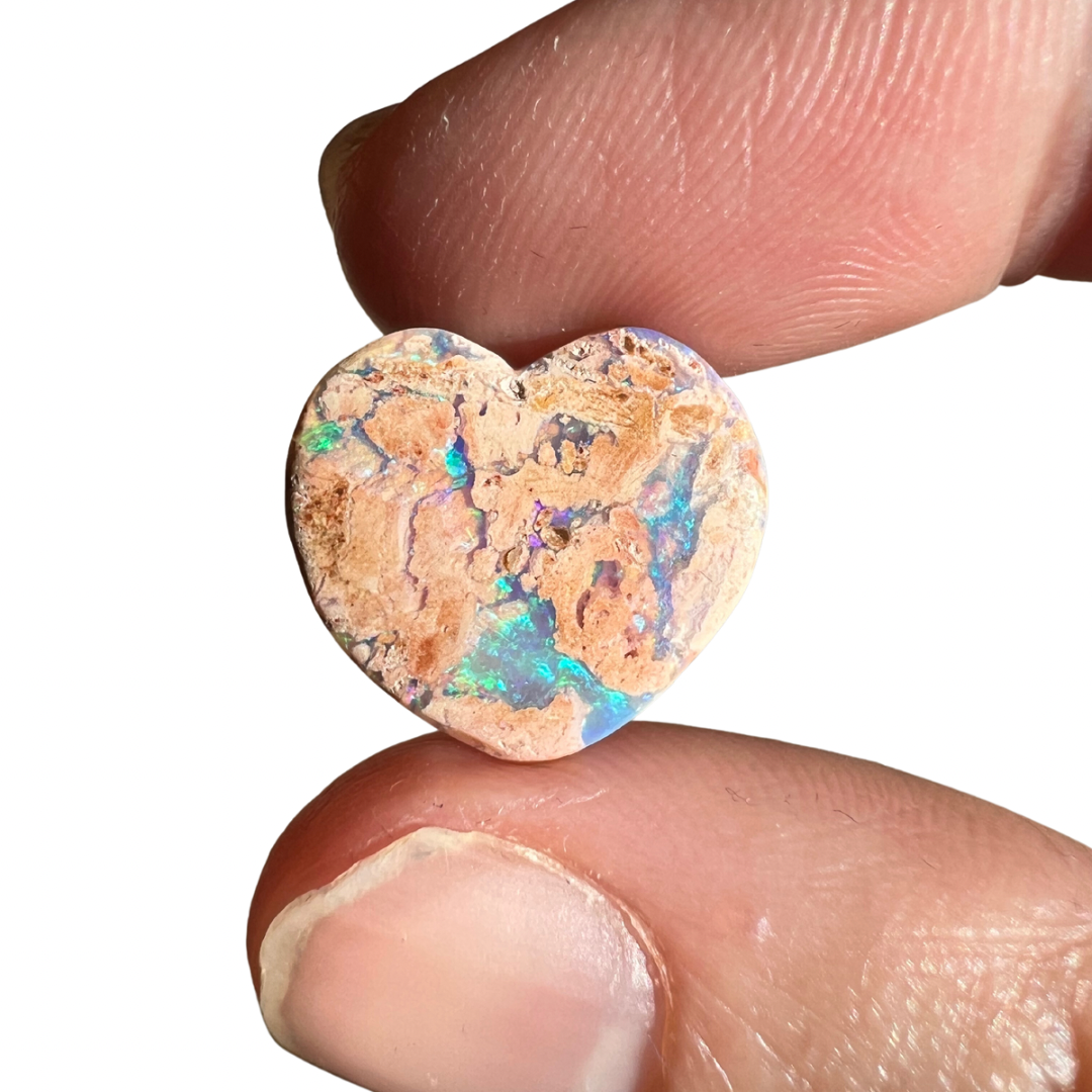 4.67 Ct heart wood replacement opal