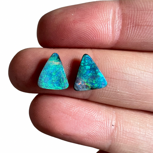 2.32 Ct small boulder opal pair
