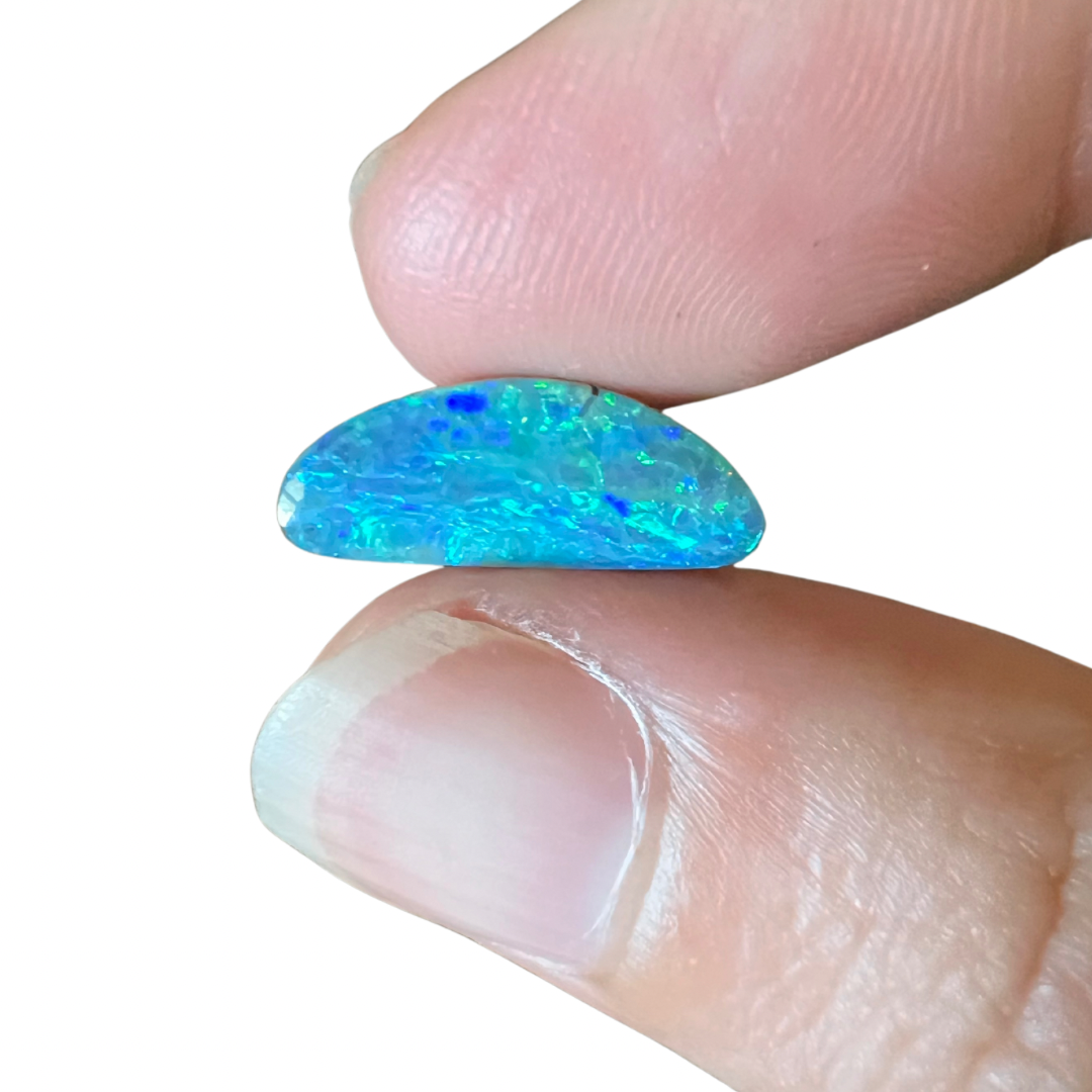 2.38 Ct green-blue boulder opal
