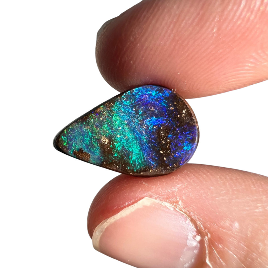 5.81 Ct green-blue boulder opal