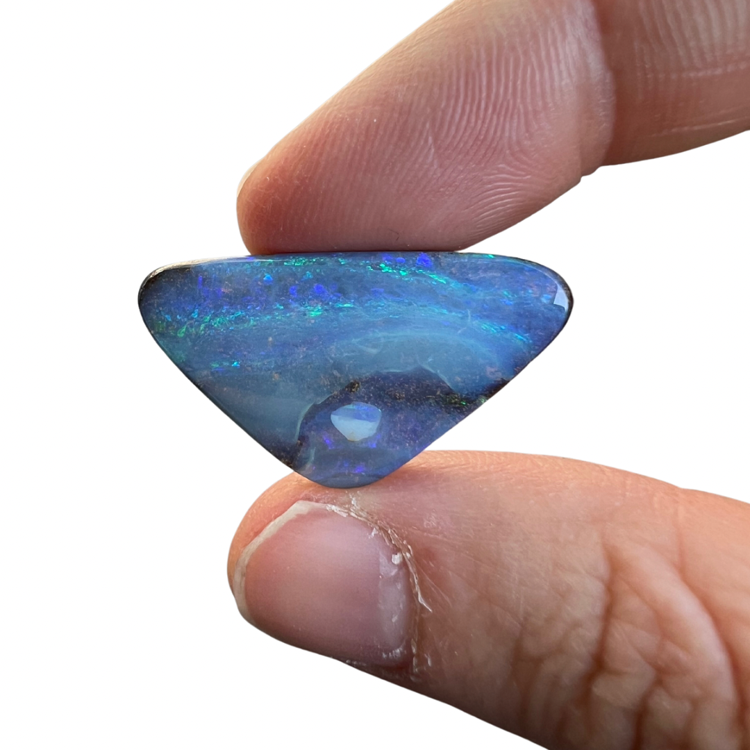 14.04 Ct large triangle boulder opal