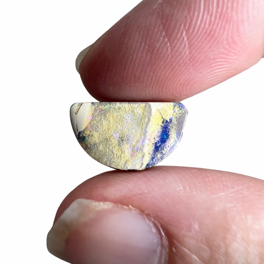 3.36 Ct small boulder opal
