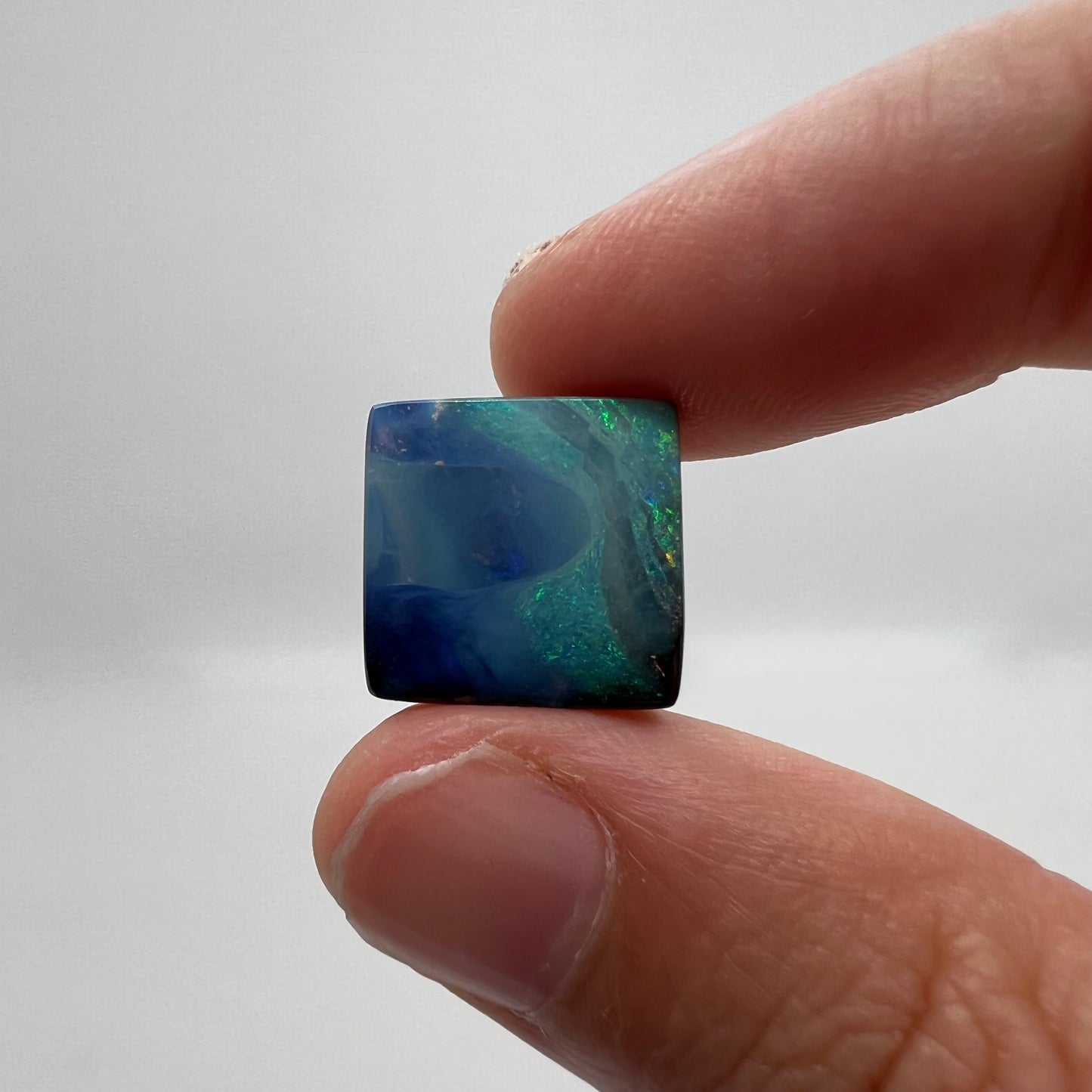 8.73 Ct green-blue boulder opal