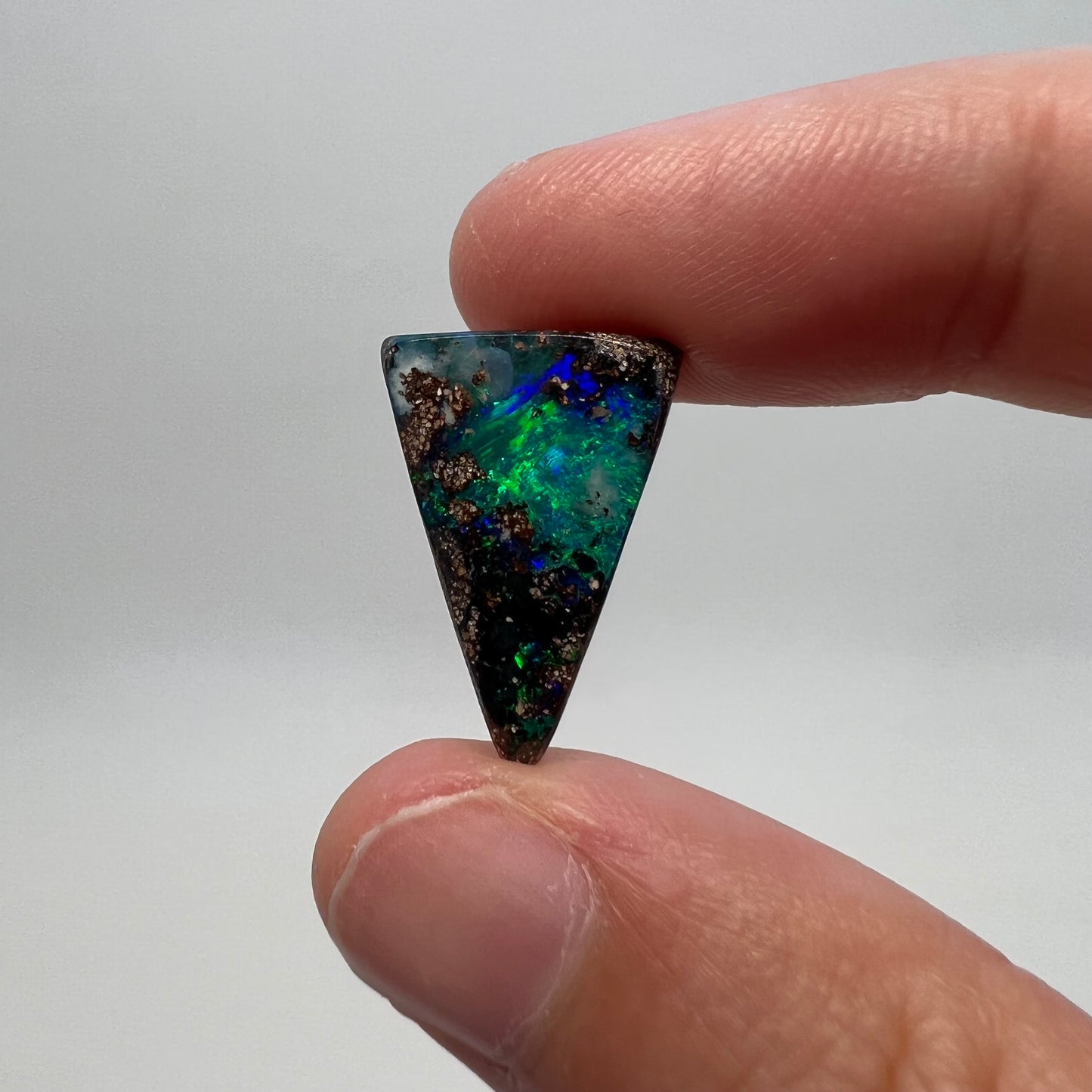 7.23 Ct triangle boulder opal